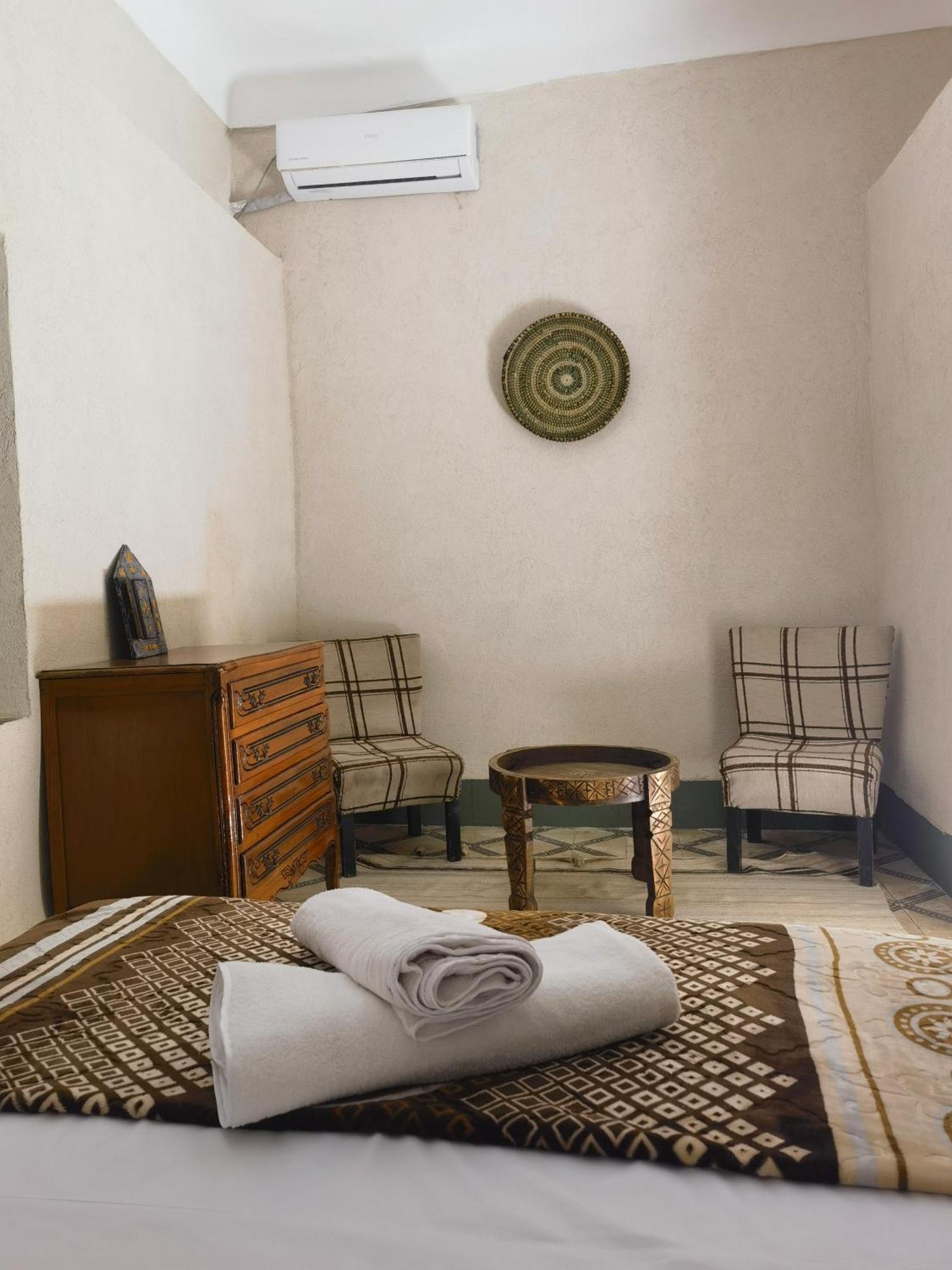 Medina Oasis Hostel 马拉喀什 外观 照片