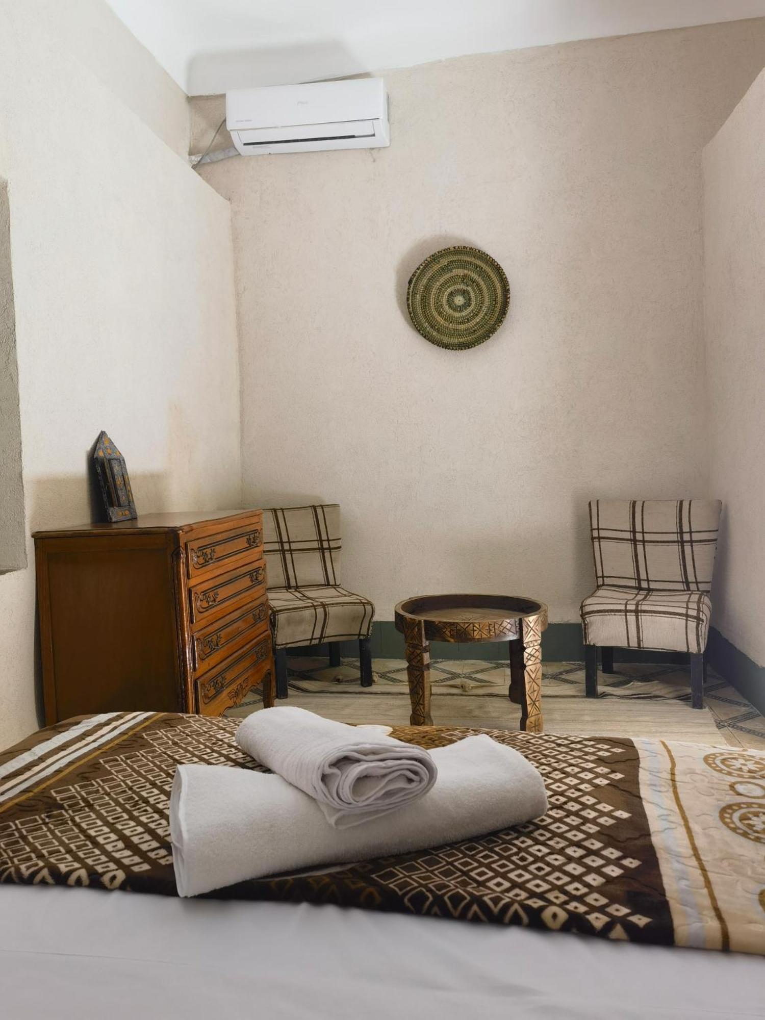 Medina Oasis Hostel 马拉喀什 外观 照片