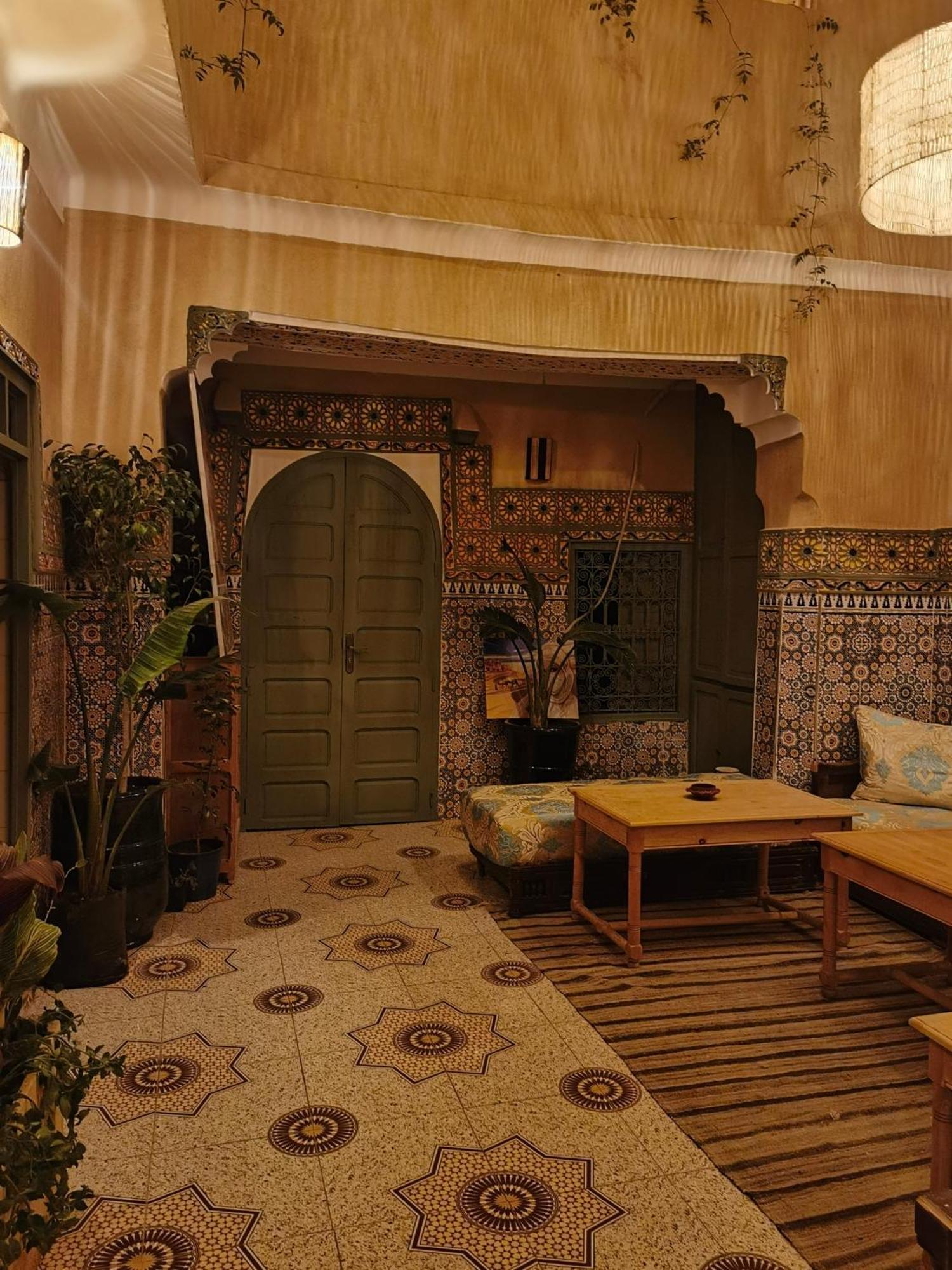 Medina Oasis Hostel 马拉喀什 外观 照片